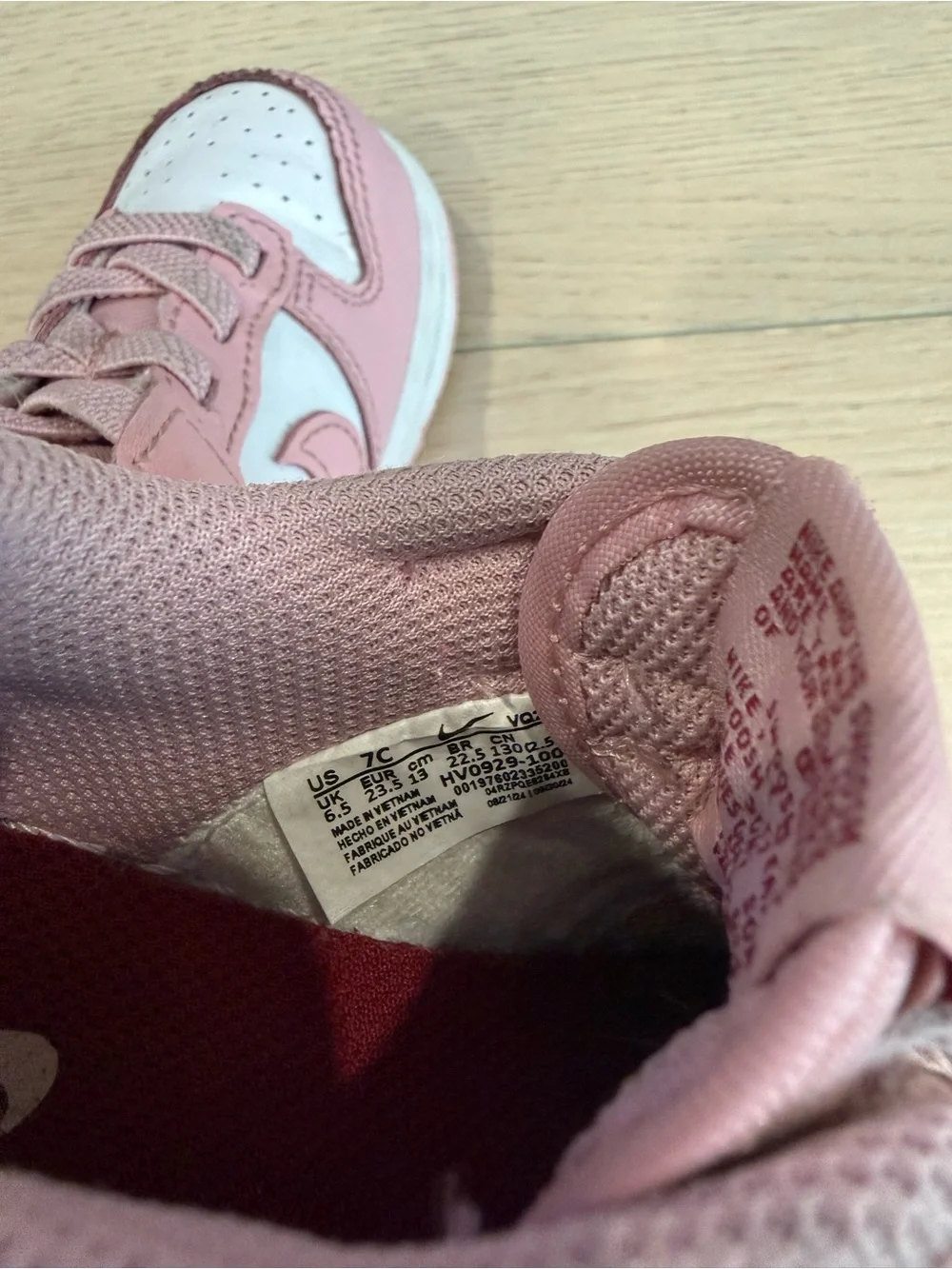 Nike Kids Pink and White Low-Top Sneakers | 7C